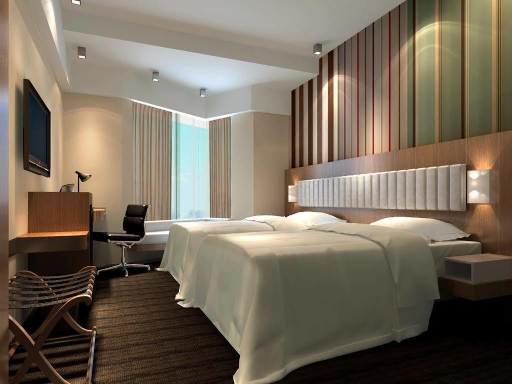 Holiday Inn Express Hong Kong Mongkok By Ihg Екстер'єр фото